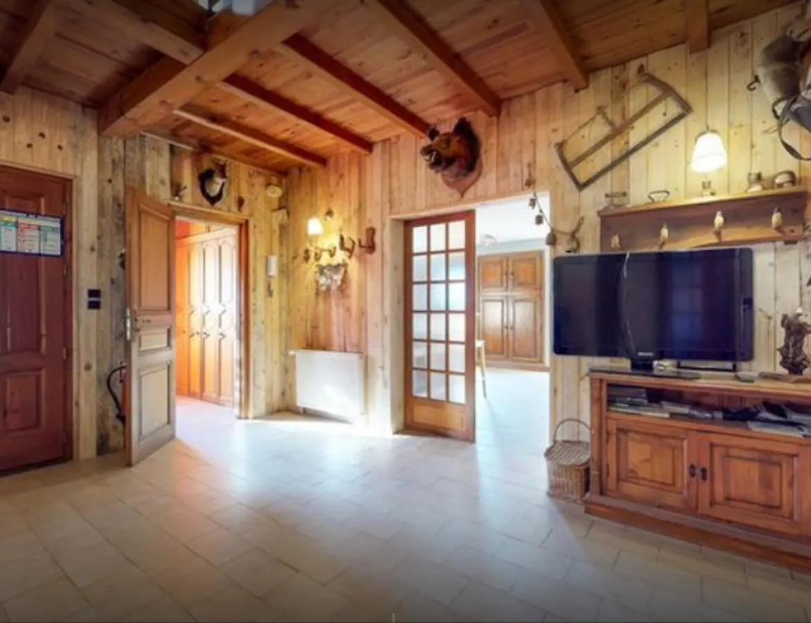 Villa Spacieuse A Ax-Les-Thermes Avec Piscine Et Spa 0*,